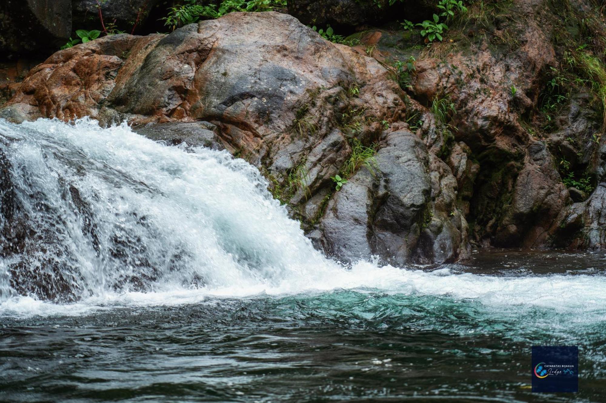 Cataratas Bijagua Lodge, Incluye Tour Autoguiado Bijagua Waterfalls Hike Exterior foto